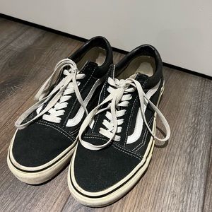 Vans Sneakers